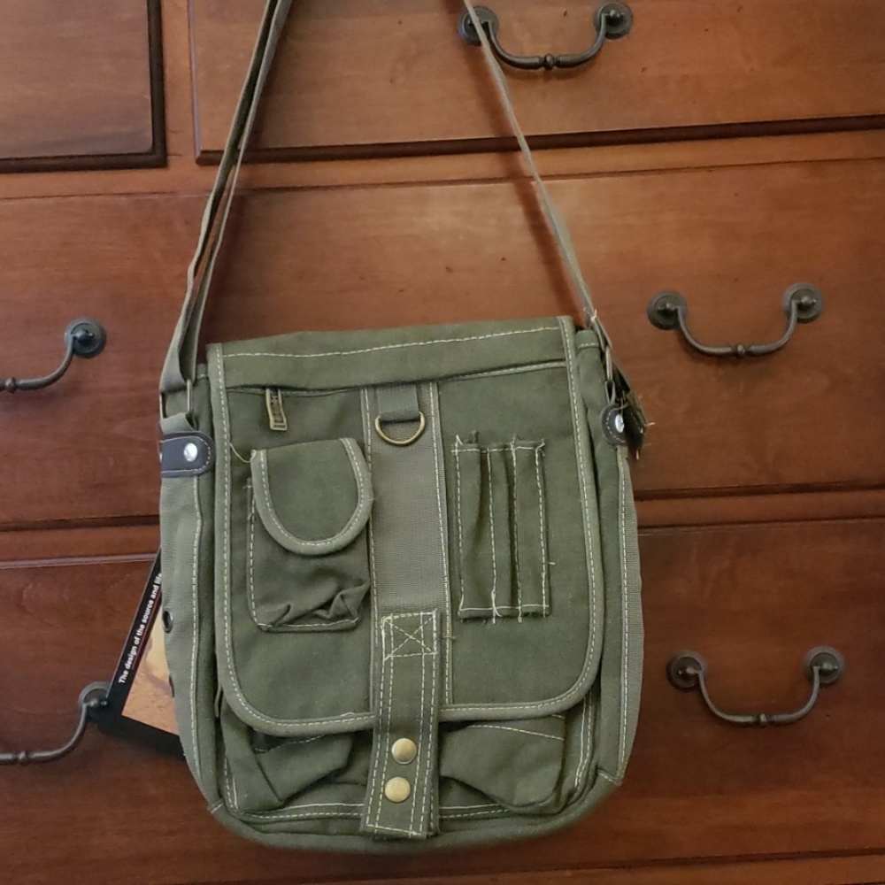 Casual canvas handbag